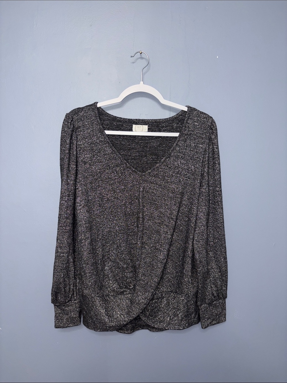 Maurice’s • Black Sparkle Twist Front Longsleeve
